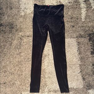 SPANX Black Leggings with Compression Fit and Elastic Waistband